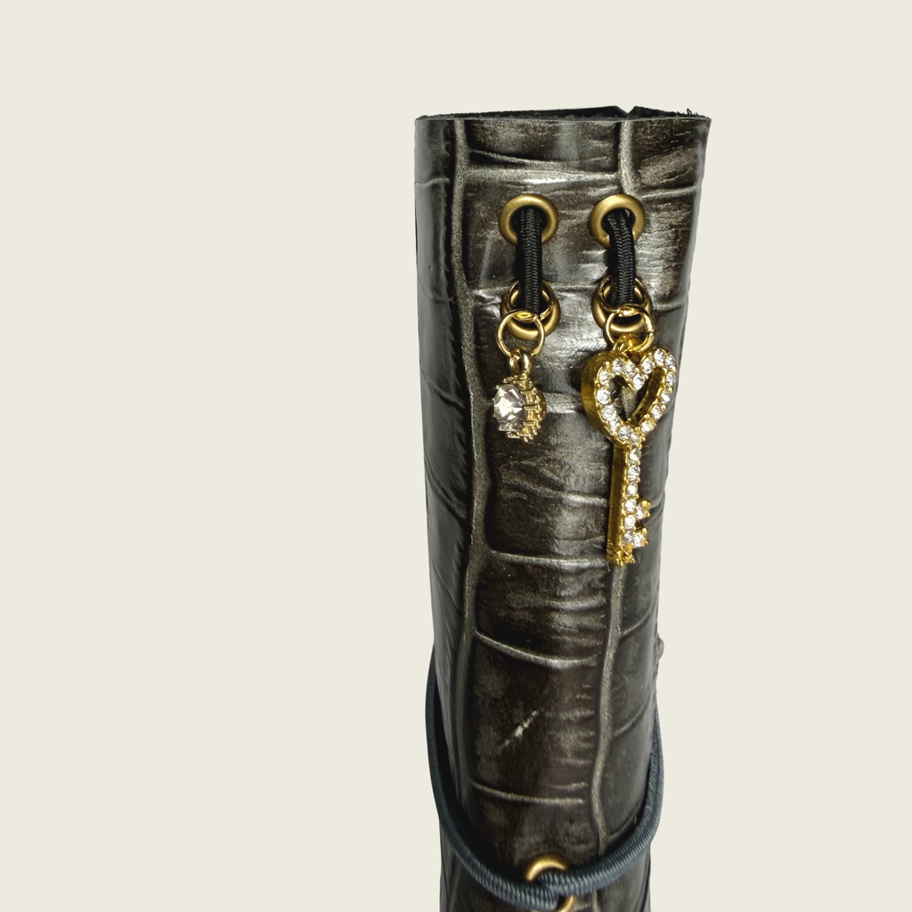 Mini Lava Smoke A6 grey embossed undertone, classy and original