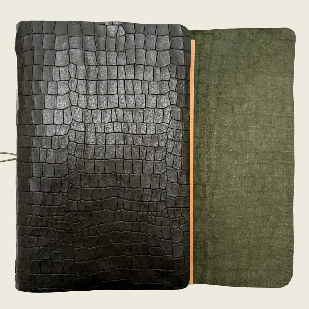 Dark forest A5 in a dark beautiful green leather with a rich timeless character